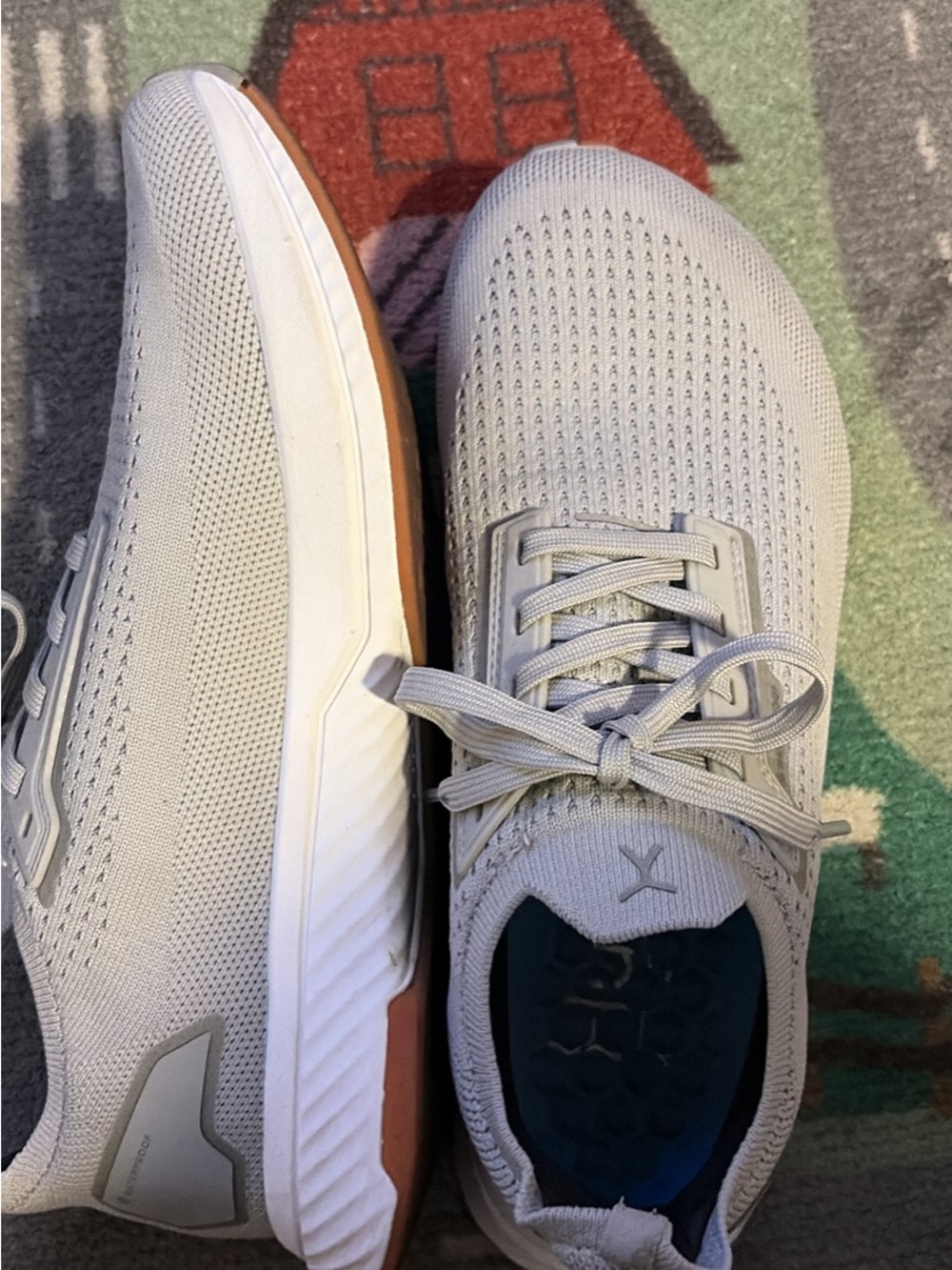 Women’s Light Gray Knit Athletic Sneakers - Flux Footwear
